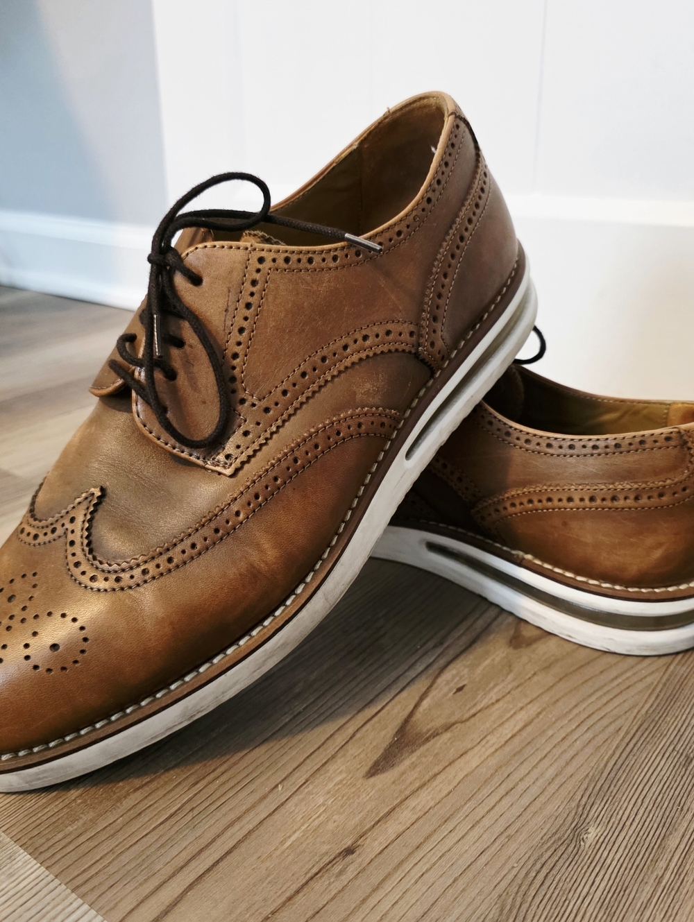 ZaraMan Size EU 44 Wingtip Oxford Brown Leather Casual Dress Shoes -see details